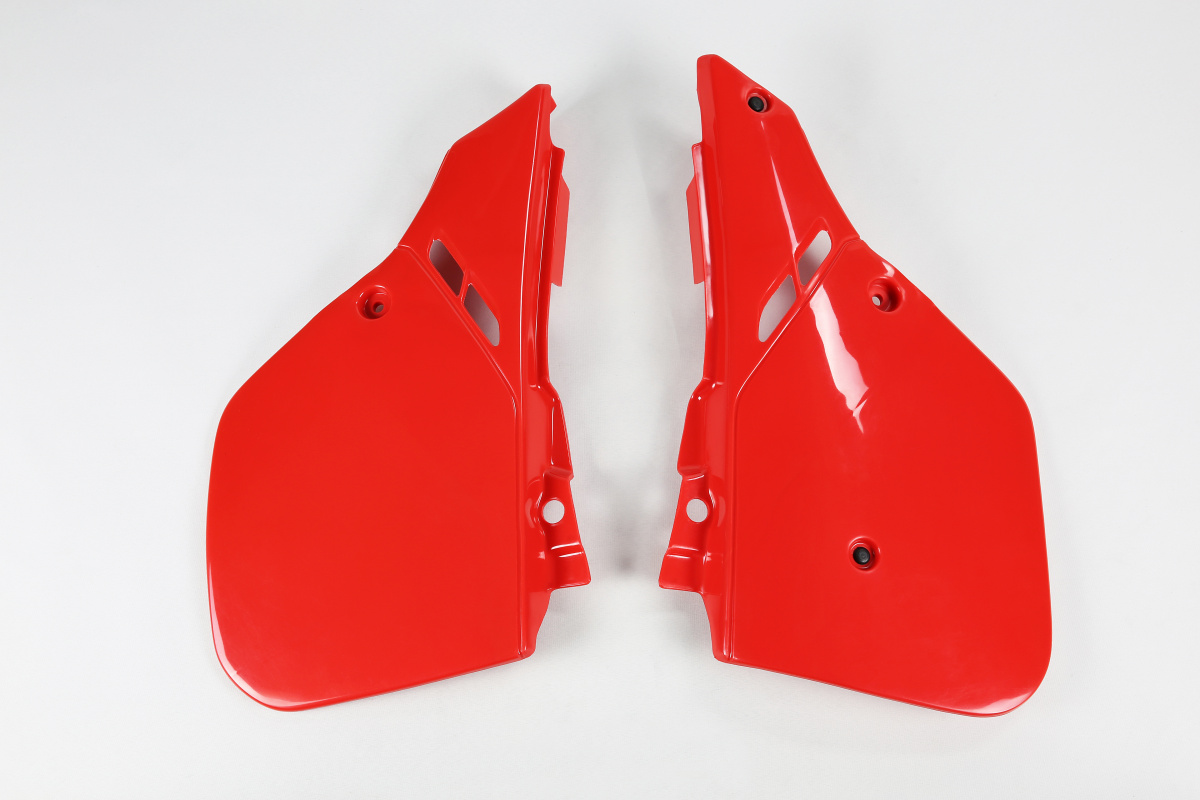 Fiancatine Laterali rosso per Honda CR 125 (1988) - CR 500 (1988) - PLASTICHE REPLICA - HO02604-061 - Ufo Plast