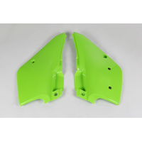 Fiancatine Laterali verde per Kawasaki KDX 200 (1995-25) - PLASTICHE REPLICA - KA02788-026 - Ufo Plast