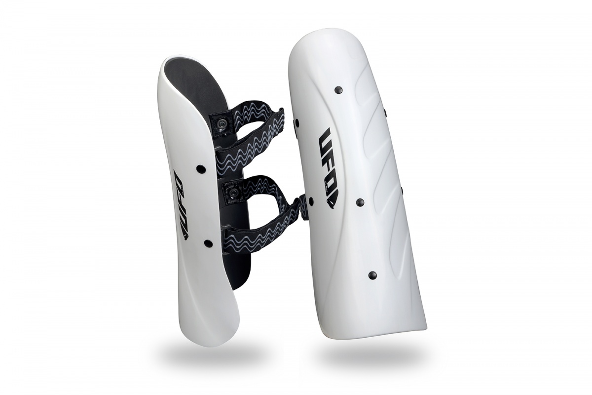 Ginocchiera sci e snowboard Slalom versione lunga bianco - Snow - SK09184-W - Ufo Plast